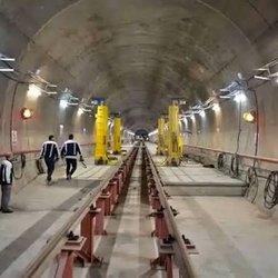 تهران در جست‌وجوی پناهگاه؛ طرح ترافیک متوقف شد، مترو رایگان ، شهر در آماده‌باش کامل