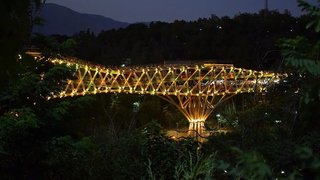 پل طبیعت امشب نارنجی می‌شود