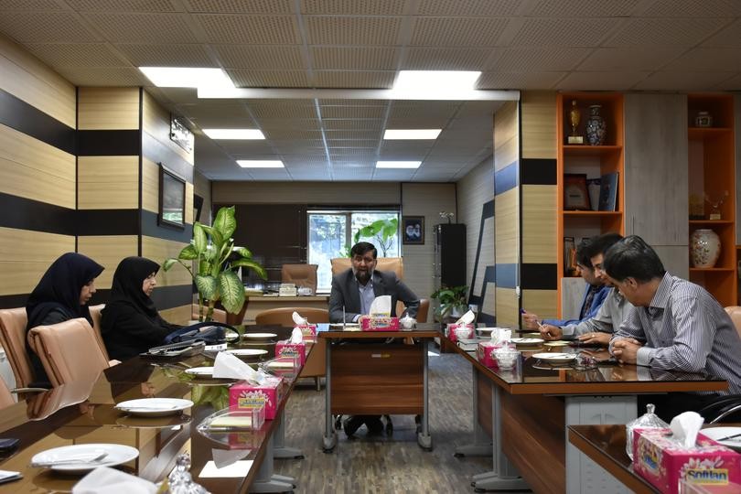 کاهش هزینه درمان در اولویت تأمین‌اجتماعی همدان