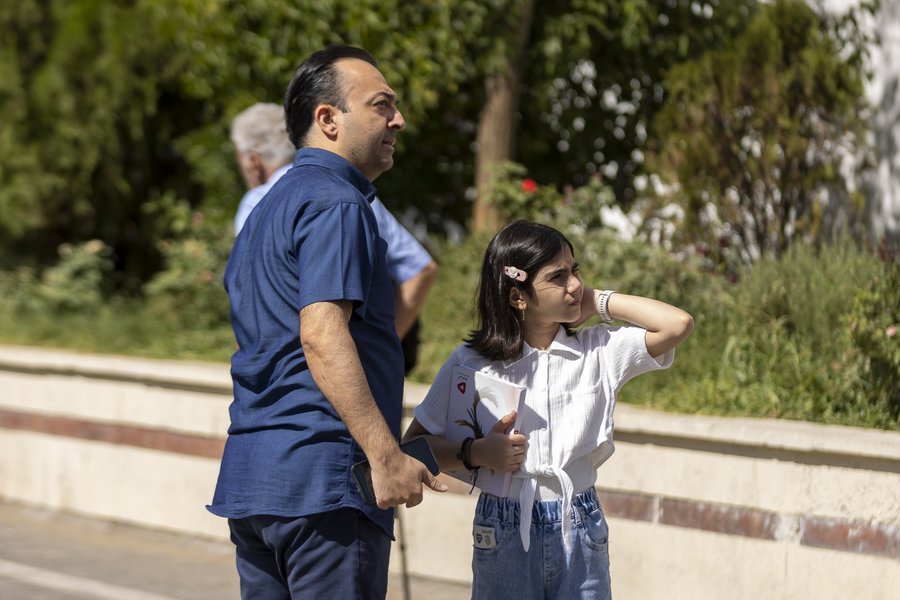 خانواده ها در الکامپ (11).jpg
