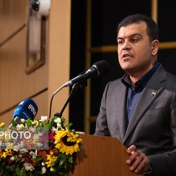 آموزش رایگان هوش مصنوعی برای ۲ میلیون دانش‌آموز و ۲هزار معلم در کشور