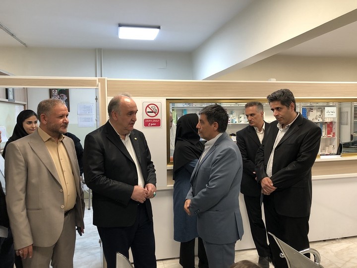 ارزیابی خدمت‌رسانی به بیمه‌شدگان در درمانگاه آذرشهر