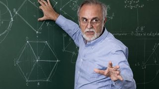 اعتراض به تبعیض ۴۰۰ درصدی بین حقوق کارمندان و اساتید