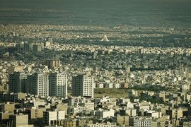 «هر کسی خانه دارد، از قدیم دارد!»