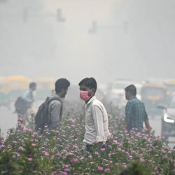 عبور شاخص آلودگی هوا از ۴۰۰ در دهلی‌نو؛ شهر در وضعیت اضطراری