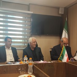 نشست خبری نمایندگان بازنشستگان کارگری؛ «درمان» گران‌ترین کالا در سفره بازنشسته