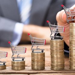 تورم «سبد معیشت» بیش از ۶۰ درصد است