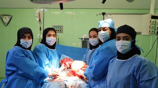خارج کردن توده ۴ کیلویی از شکم زن ۴۶ ساله