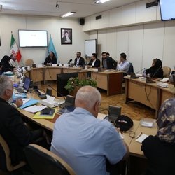 راه شایسته‌سالاری از مسیر قانون می‌گذرد