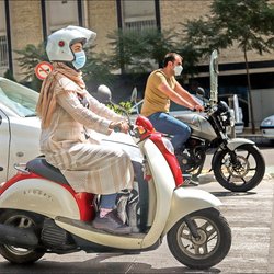 درخواست عضو شورای شهر برای اخذ گواهینامه موتور برای زنان