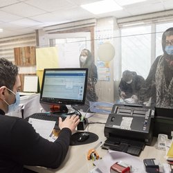 ساعات کار کارمندان کم نمی شود