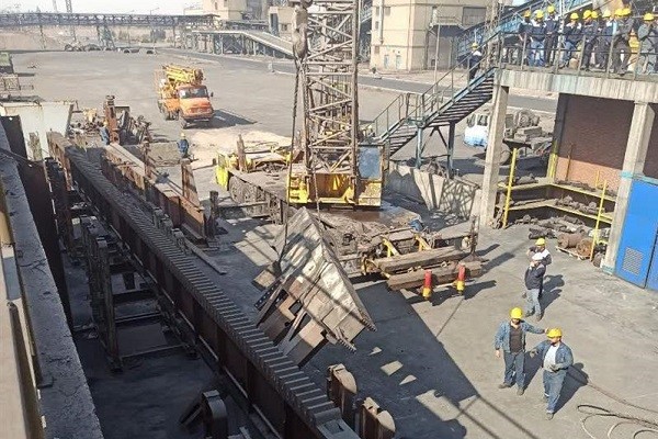رکوردشکنی کارگران ذوب‌آهن اصفهان در تعمیرات واحد کک
