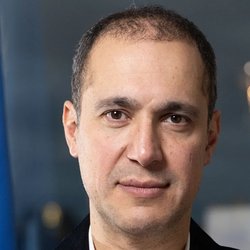 کاوه مدنی، جوان‌ترین برنده «نوبل آب» در سال ۲۰۲۶ شد