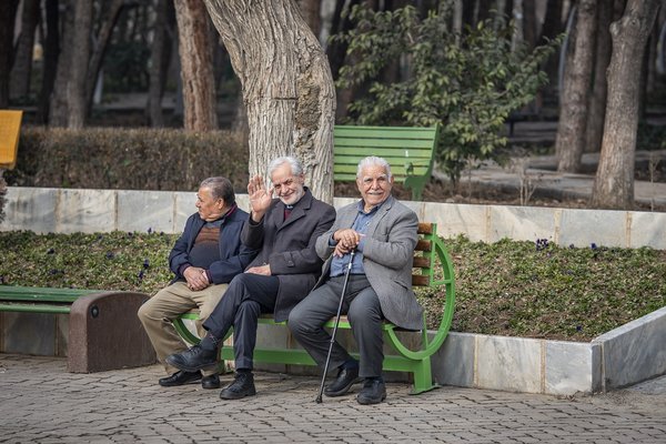 گذار سریع جمعیتی ایران و چالش سالمندی