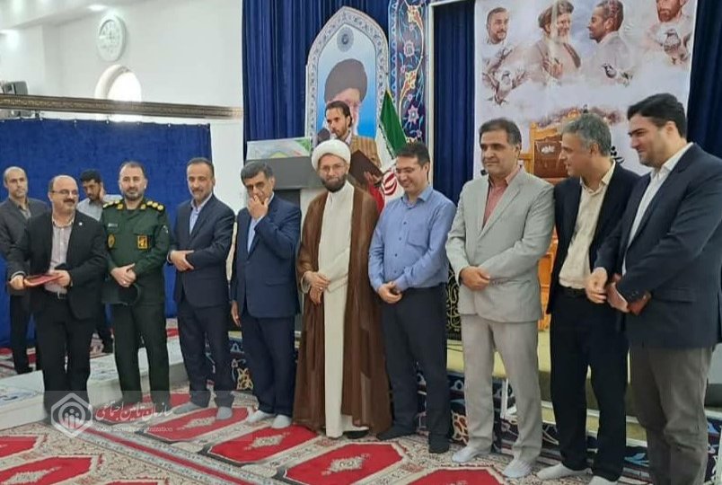 تجلیل از رئیس تامین اجتماعی آستانه اشرفیه به عنوان مدیر نمونه