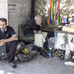 روایتی از سالمندان شاغل بازار بزرگ تهران