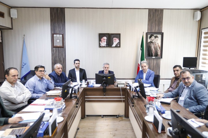 وحدت رویه در محاسبه حق‌بیمه قراردادهای برق در سازمان تأمین اجتماعی