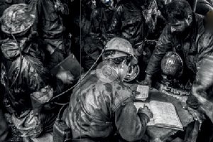 زیستن زندگی‌های حداقلی