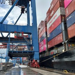 چین در تجارت با آلمان از آمریکا سبقت می‌گیرد