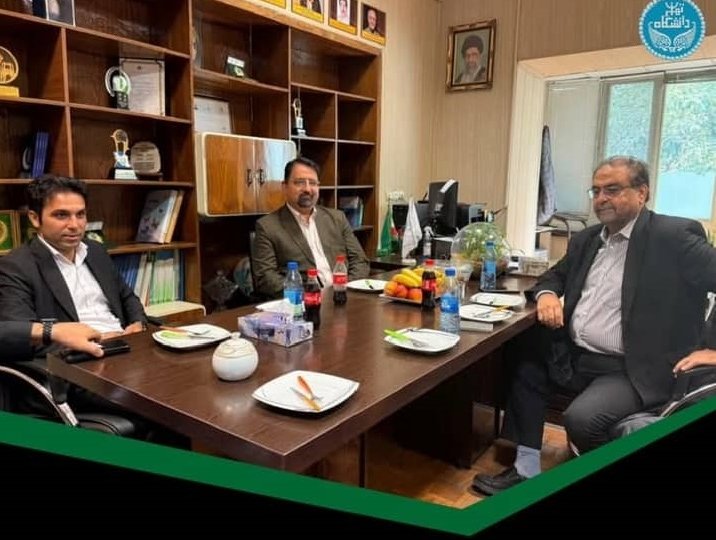 دیدار آریا‌زند با اعضای هیأت علمی دانشکده محیط زیست دانشگاه تهران