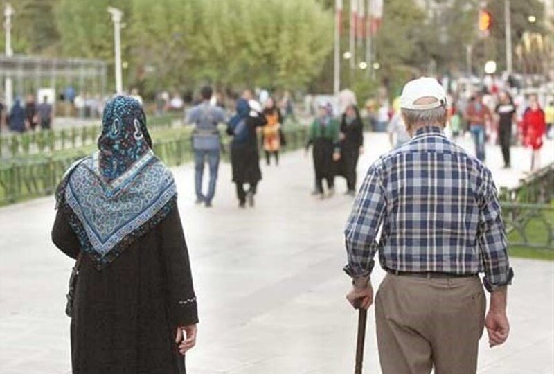 نیازهای سالمندان در پیاده‌روی‌های طولانی