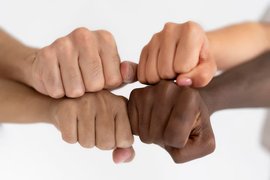 تامین‌اجتماعی، زیربنای دموکراسی