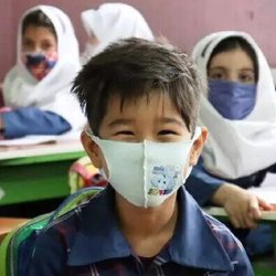 تا کارت نکشی، ثبت‌نام نمی‌کنند؛ تحصیل پرهزینه برای کودکان مهاجر