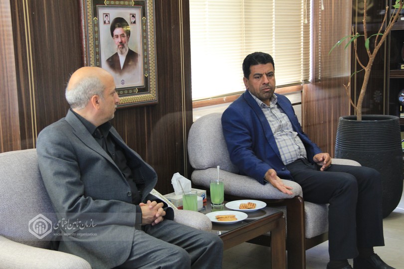 پیگیری مسائل تأمین اجتماعی در شهرستان‌های چناران و اطراف