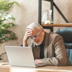 هوش مصنوعی؛ تهدیدی برای تداوم اشتغال کارکنان باسابقه