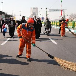 حضور بیش از ۱۵ هزار پاکبان در مراسم وداع و تشییع رهبر شهید