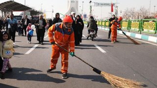 حضور بیش از ۱۵ هزار پاکبان در مراسم وداع و تشییع رهبر شهید