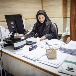 مخالفت مجلس با طرح دولت برای تداوم فعالیت شرکت‌های پیمانکاری