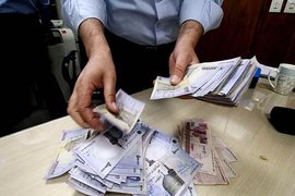 انفجار معوقات، انجماد اعتبارات