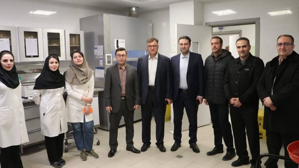 حضور مسئولان تامین اجتماعی اردبیل در بیمارستان سبلان همزمان با تحویل سال