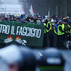 اعتراض هزاران نفر در آلمان به تاسیس شاخه جوانان حزب راست افراطی