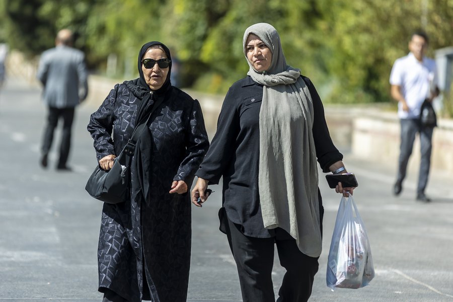 سالمندان در الکامپ (4).jpg
