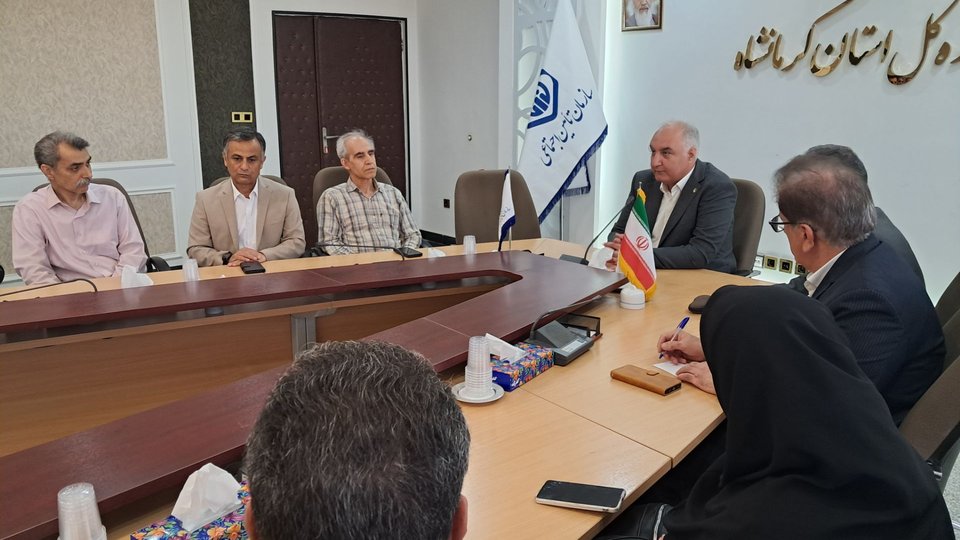 تاکید مدیر درمان تأمین‌اجتماعی کرمانشاه بر ارتقای کیفیت خدمات به بیمه‌شدگان