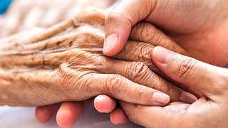 مدارس به پاتوق اجتماعی سالمندان تبدیل می‌شوند