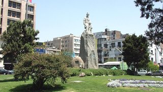 مجسمه‌ها و آثار تاریخی در بحران‌ها بی‌پناهند؛ تجربه جنگ ۱۲ روزه تهران