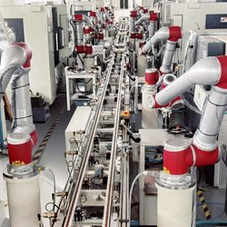 صعود کم‌سابقه صادرات ربات‌های صنعتی چین همزمان با موج انتقال کارخانه‌ها به جنوب شرق آسیا