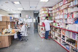 گلایه داروخانه‌ها از شرکت‌های پخش و تولیدکنندگان دارو