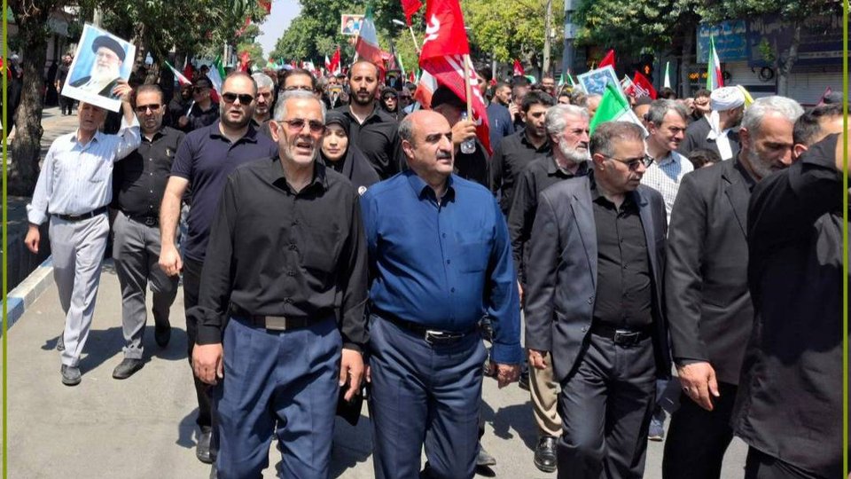 تجدید بیعت مدیرکل تأمین اجتماعی  آذربایجان غربی با آرمان‌های ولایت در مراسم «امام شهید»