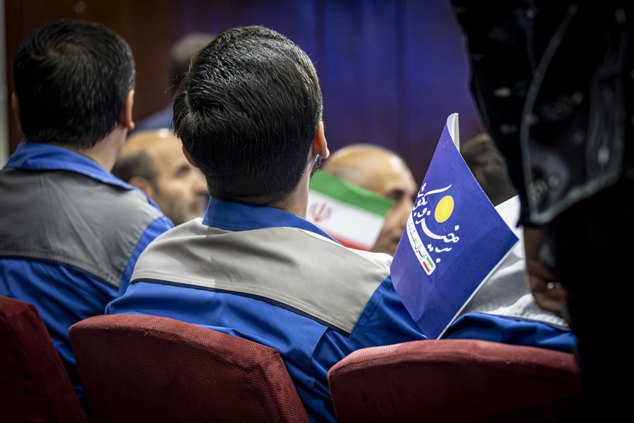 تجلیل از کارگران احمد میدری (1).JPG
