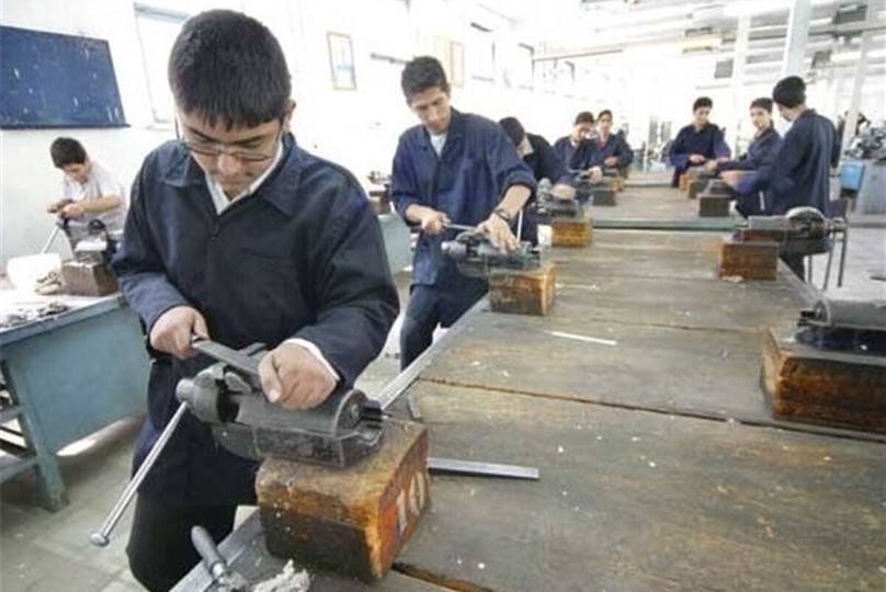 ۸۵۰ هنرستان جوار صنعت در کشور راه‌اندازی می‌شود