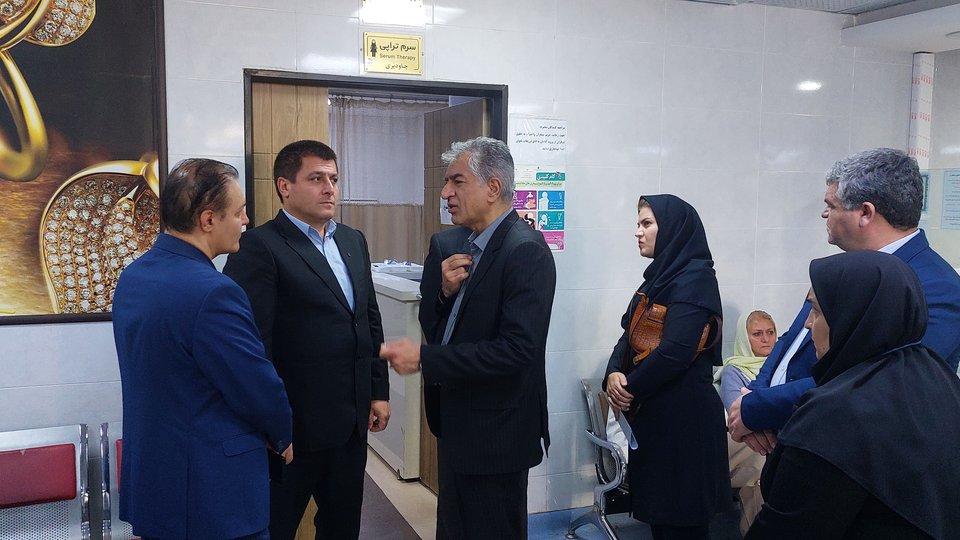 بازدید مدیرکل درمان مستقیم تامین‌اجتماعی از درمانگاه دهگلان کردستان