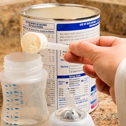 هشدار درباره چالش تامین شیرخشک در صورت‌عدم تامین ارز