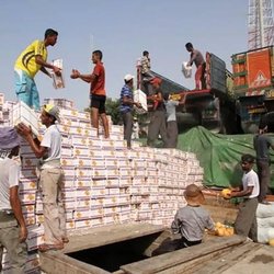 از تعدیل نیرو تا مسافرکشی و قاچاق سوخت؛ در هرمزگان ۲۰ هزار نفر شغلشان را از دست دادند