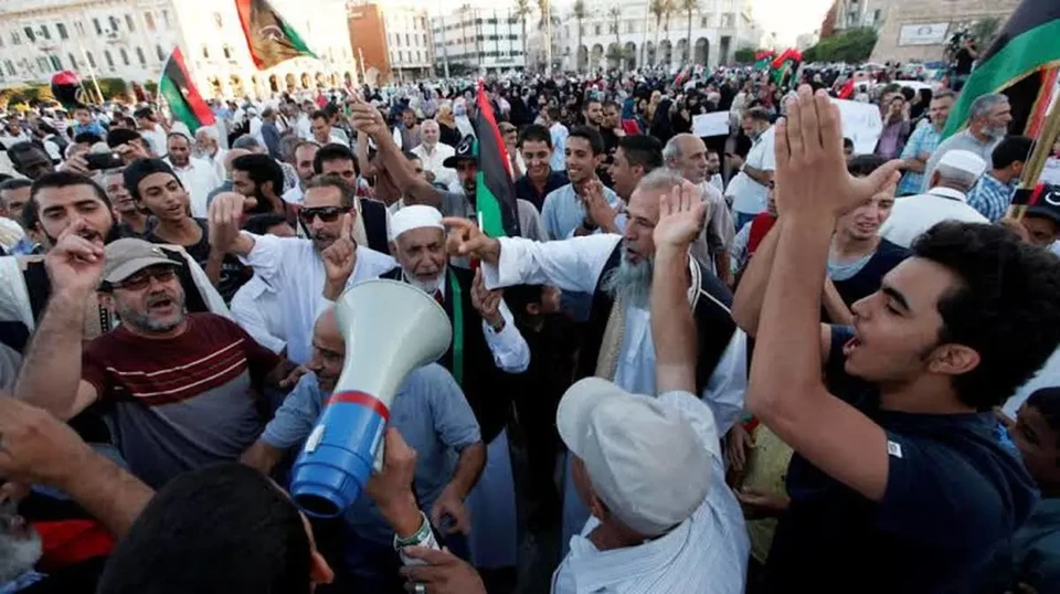 اعتراضات گسترده کارگران و دانشجویان به قطع برق در لیبی