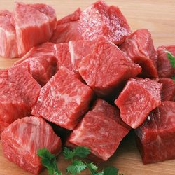 رئیس شورای تأمین دام: گوشت گاومیش می‌تواند کمبود گوساله را جبران کند