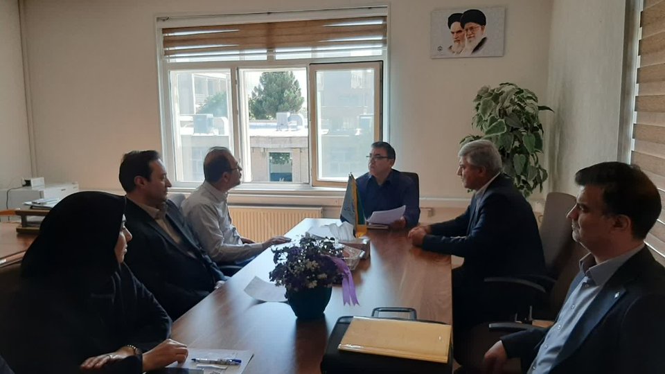بررسی خدمات رفاهی بیماران در مراکز درمانی تأمین اجتماعی زنجان